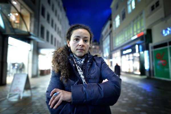 Die Bielefelderin mit tunesischen Wurzeln möchte ihren Namen nicht veröffentlichen. Ihre Kritik an der aktuellen Situation hat vielen Menschen aus der Seele gesprochen. - © Andreas Frücht