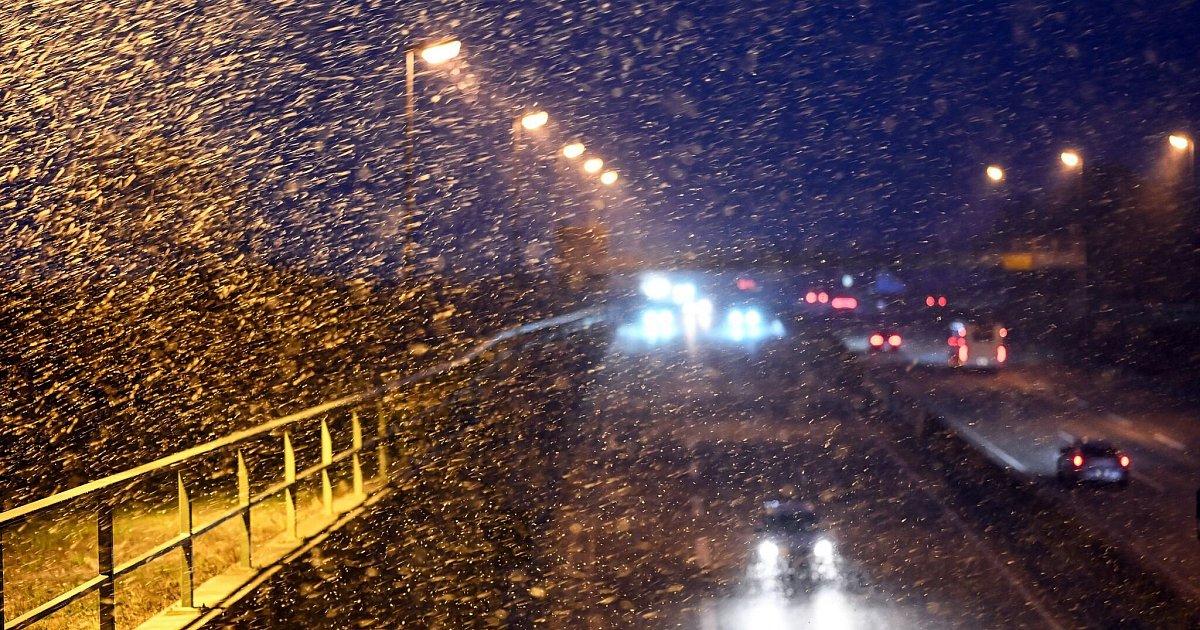 Wintereinbruch-sorgt-in-Niedersachsen-f-r-zahlreiche-Unf-lle