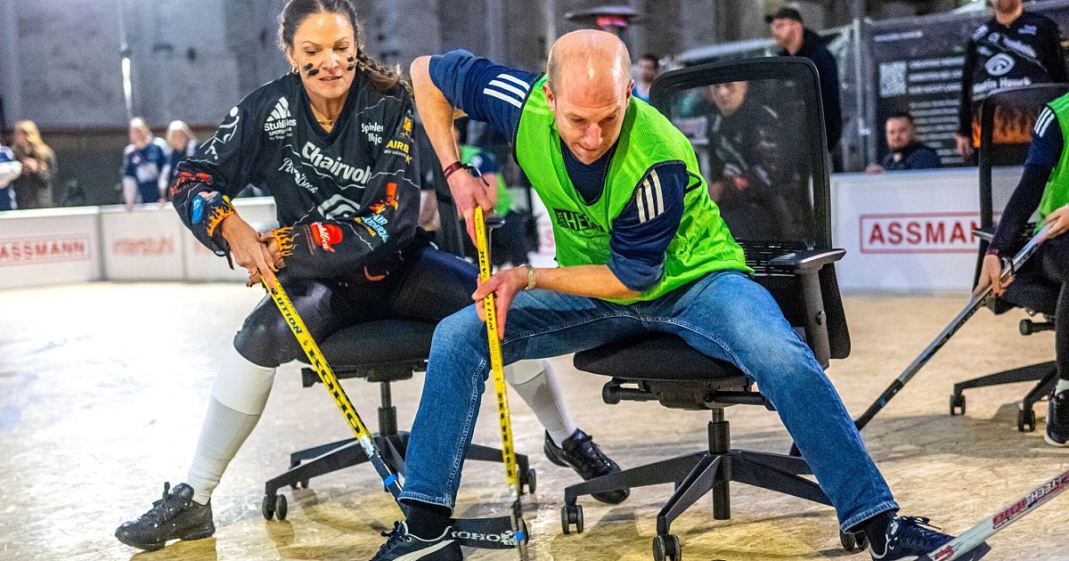 Mit-Schl-ger-und-B-rostuhl-Eine-besondere-Meisterschaft