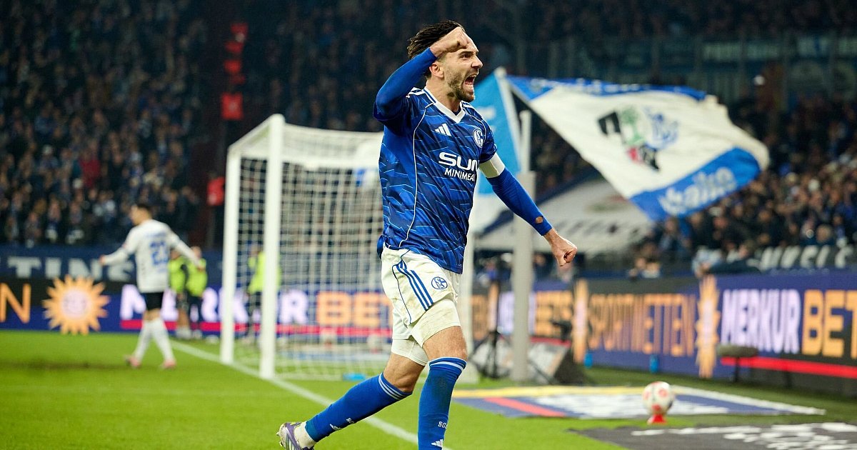 Coach-Muslic-laquo-unglaublich-stolz-raquo-Schalke-ist-Tabellenf-hrer