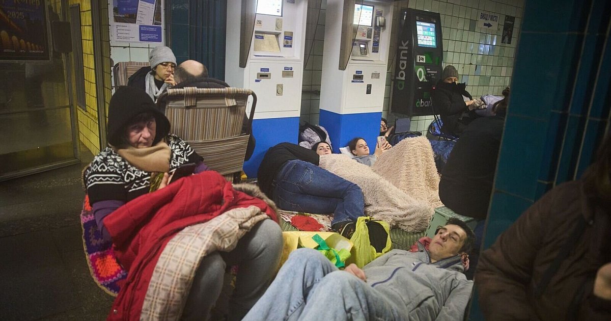 Selenskyj-Russen-greifen-mit-600-Drohnen-und-36-Raketen-an