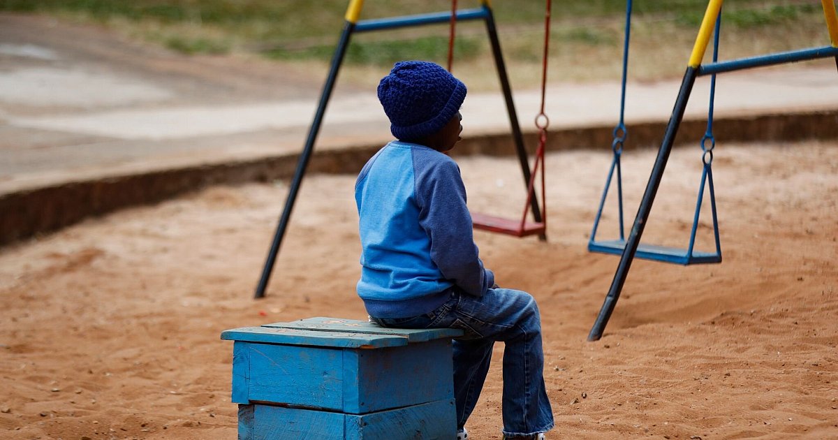 K-rzungen-bei-HIV-treffen-Frauen-und-Kinder-besonders-stark