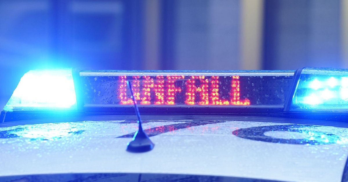 Motorradfahrer-stirbt-nach-Auffahrunfall-auf-Landstra-e