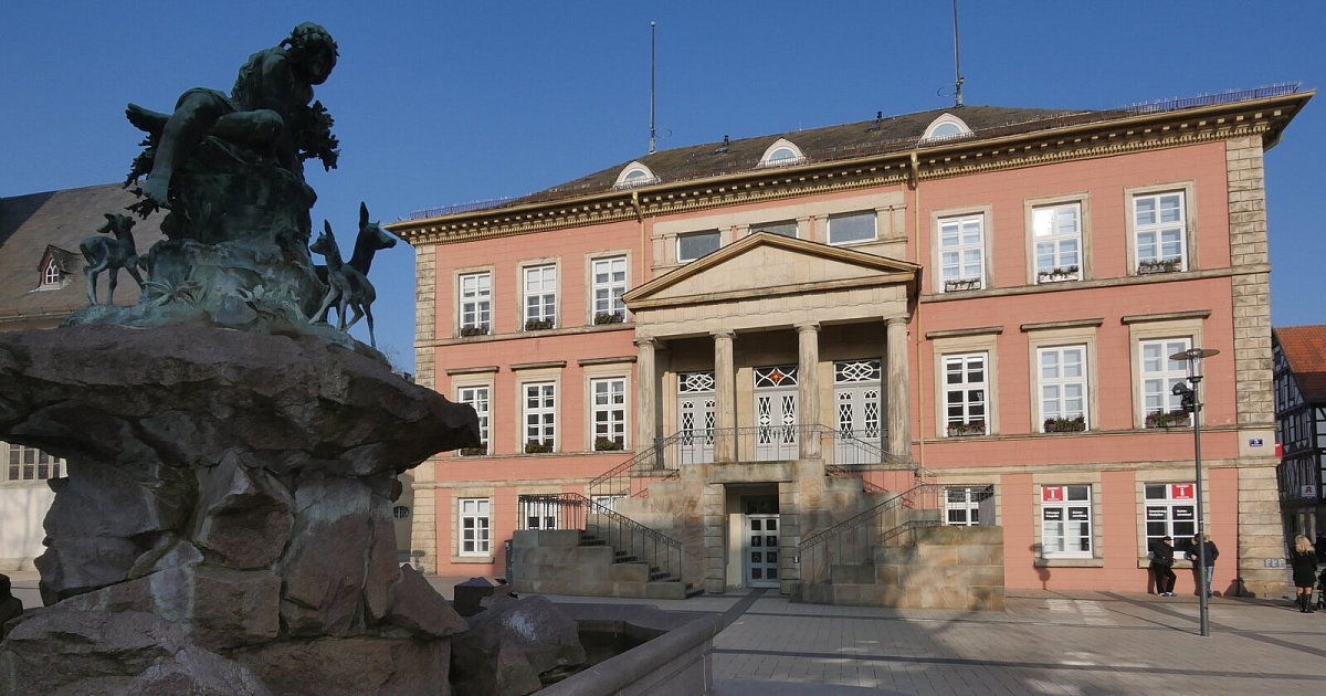 Feier-im-Detmolder-Rathaus-52-Menschen-erhalten-die-deutsche-Staatsangeh-rigkeit