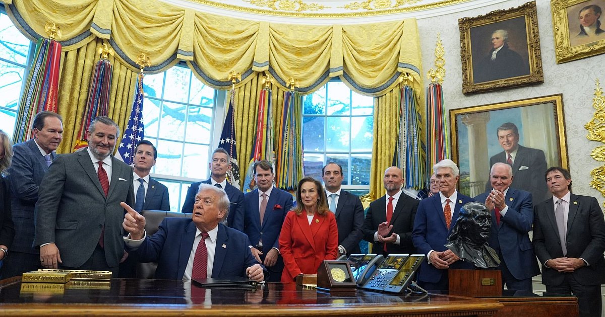 Trump-will-Kraftstoffvorgaben-f-r-Autos-lockern