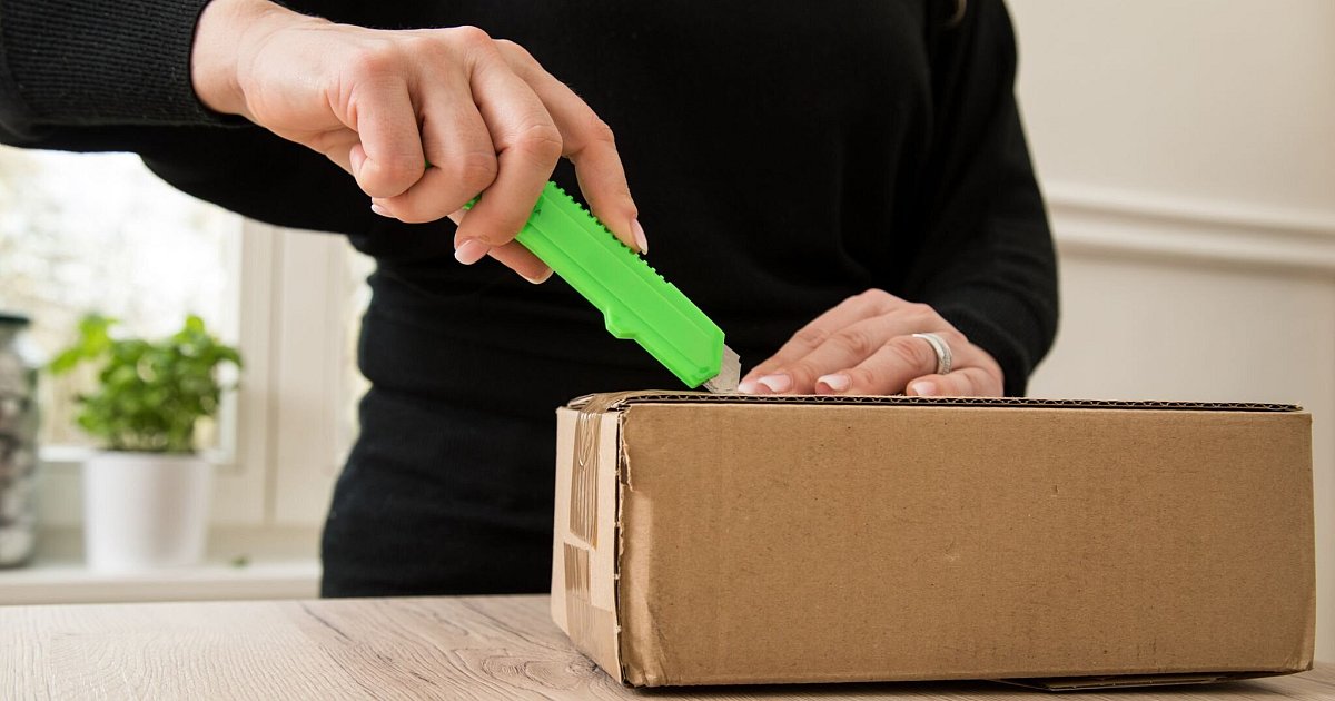 Feldsteine-statt-Grafikkarte-Video-beweist-Falschlieferung