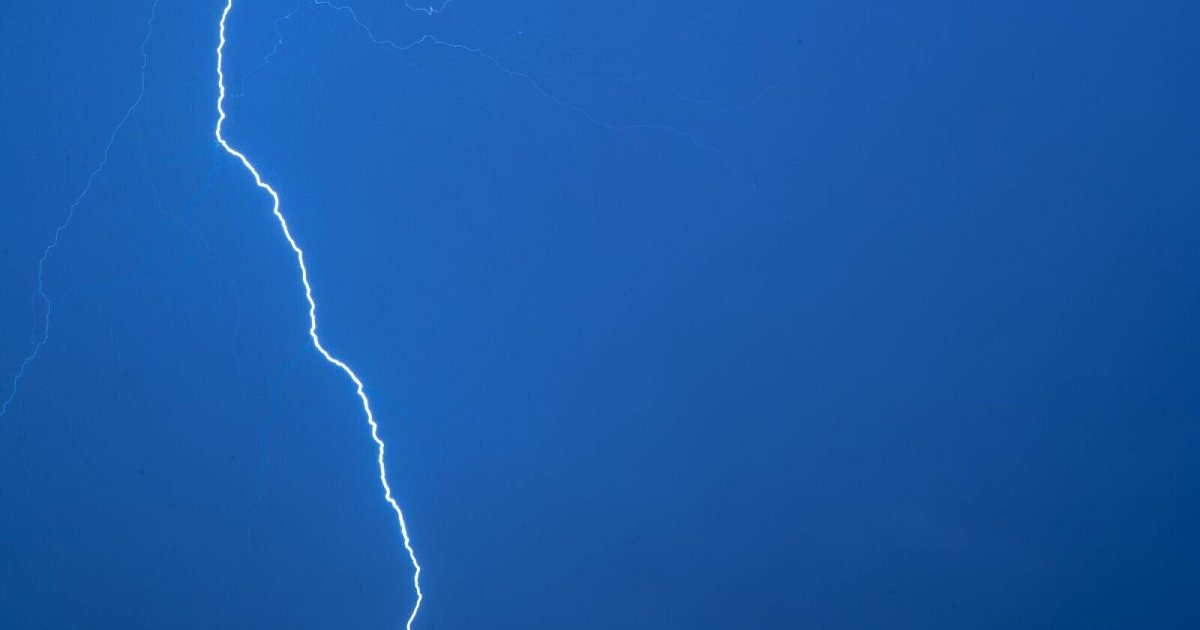 Dutzende-Verletzte-nach-Blitzeinschlag-in-Brasilien-bei-Demo