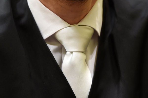 Laut einer Untersuchung leiten meist Männer Großkanzleien in Deutschland. (Archivbild) - © picture alliance / dpa