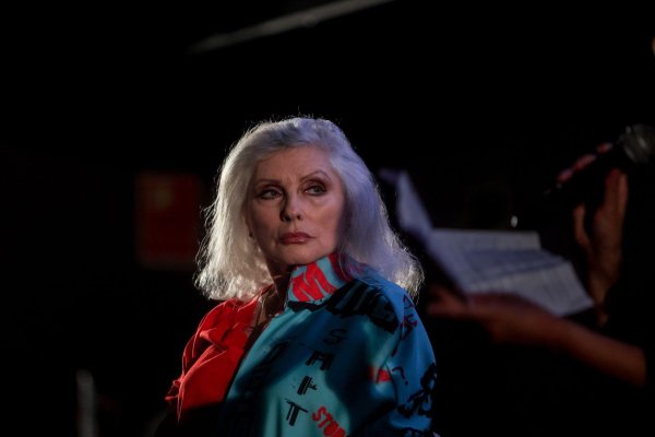 Einst Szene-Liebling, heute Weltstar: Debbie Harry (Archivbild) - © Ricardo Rubio/EUROPA PRESS/dpa