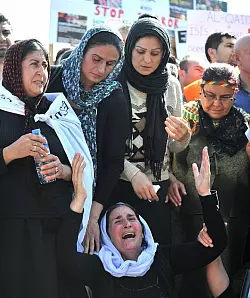 Spionage: Auf den Jesiden-Demos in Bielefeld. - &copy; Andreas Fr&uuml;cht