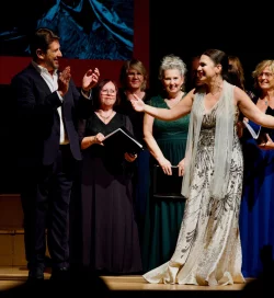 Einen Abend voller au&szlig;ergew&ouml;hnlicher musikalischer Momente erlebten die Besucher der Konzerthalle. - &copy; Dieter Okon