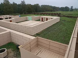 Das Verwaltungsgericht ben&ouml;tigt noch weitere Informationen zu den Kampfd&ouml;rfern der britischen Armee. - &copy; FOTO: RALPH MEYER