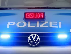 Ein bisher unbekannter T&auml;ter hat die Postfiliale am Markkauf in Bielefeld-Baumheide &uuml;berfallen und eine gr&ouml;&szlig;ere Menge Geld erbeutet. - &copy; SYMBOLFOTO: DPA