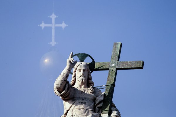 Die katholische Kirche sucht ihr neues Oberhaupt. (Archivbild) - © Evandro Inetti/ZUMA Press Wire/dpa
