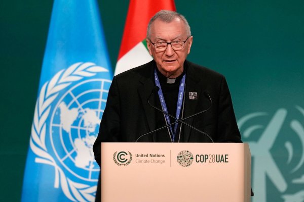 Kardinalstaatssekretär Pietro Parolin gilt als einer der aussichtsreichen Kandidaten. (Archivbild) - © Rafiq Maqbool/AP/dpa