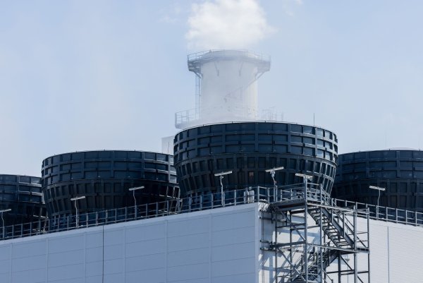 Die Koalition hat sich auf eine Kraftwerksstrategie geeinigt. Bis 2032 sollen insgesamt 12 Gigawatt steuerbare Leistung entstehen, vor allem durch neue Gaskraftwerke. (Archivbild) - © Rolf Vennenbernd/dpa