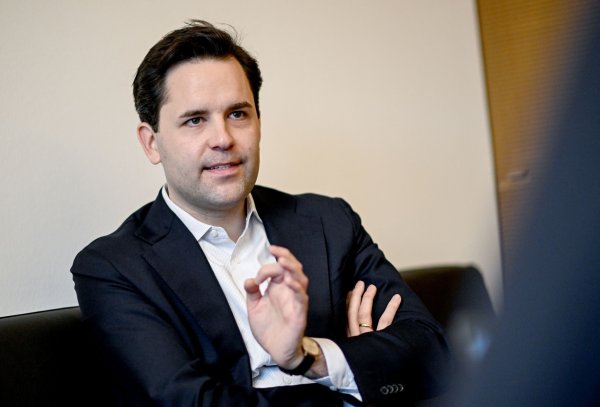 Der Chef der Jungen Union, Johannes Winkel. (Archivbild) - © Britta Pedersen/dpa