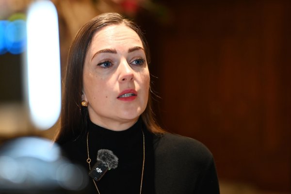 Olexandra Matwijtschuk und ihre Menschenrechtsorganisation Center for Civil Liberties haben 2022 mit Aktivisten aus Belarus und Russland den Friedensnobelpreis bekommen. - © Markus Lenhardt/dpa