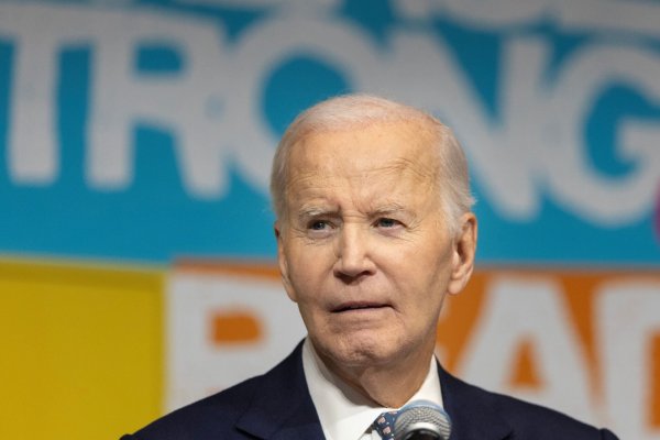 Der ehemalige US-Präsident Joe Biden hat seinen Nachfolger Donald Trump hart kritisiert. - © Rebecca S. Gratz/FR171818 AP/AP/dpa