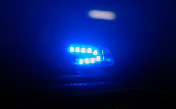 Die Polizei sucht nach Zeuginnen und Zeugen des Überfalls. (Symbolbild) - © Robert Michael/dpa