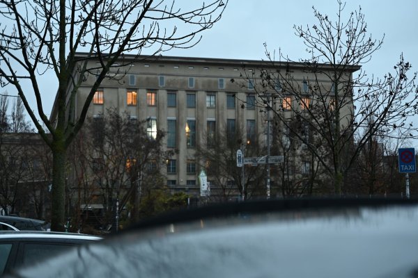 Das Berghain wurde im Dezember 2004 eröffnet und gilt als einer der bekanntesten Techno-Clubs der Welt. - © Leonie Asendorpf/dpa