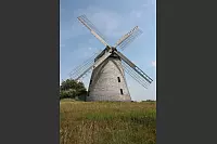 Das Wahrzeichen - die Windmühle Bavenhausen. - © Marlen Grote