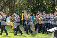 Ministerpräsident verleiht auf dem Schloßplatz der Panzerbrigade 21 „Lipperland“ der Bundeswehr das Fahnenband des Landes Nordrhein-Westfalen. - © Jannik Stodiek
