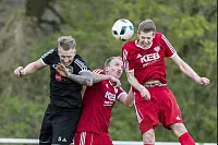 Im Lipperderby muss der RSV Barntrup eine bittere 0:1-Heimniederlage vor rund 200 Zuschauern gegen den Blomberger SV einstecken. - © Egon Penner
