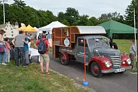 WAVE-TROPHY 2016 - Größte E-Automobilrallye tankt in Dörentrup auf.
Weltrekord mit den meisten zeitgleich aufgeladenen Elektrofahrzeugen mit erneuerbaren Energien geschafft, Viele E-Fahrzeuge wurden präsentiert. - © Tanja Watermann