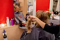 Lipper spenden Haare für Krebskranke - © Torben Gocke