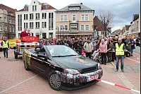 Rosenmontagsumzug in Lage - &copy; Cordula Gr&ouml;ne