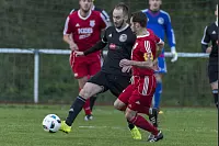 Im Lipperderby muss der RSV Barntrup eine bittere 0:1-Heimniederlage vor rund 200 Zuschauern gegen den Blomberger SV einstecken. - © Egon Penner