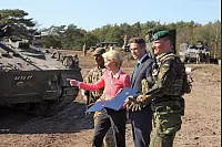 Deutsch-Britisches Ministertreffen - Ursula von der Leyen in Augustdorf - © Bernhard Preuß