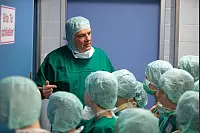 Kinderuni: Im OP-Saal 2 - © Torben Gocke
