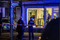 Die Polizei ist mit einem Gro&szlig;aufgebot zur Rennstra&szlig;e in Herford ausger&uuml;ckt. - &copy; Daniel Salmon