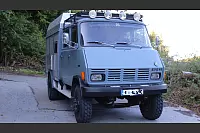 Nachher: Der Oldtimer-Feuerwehr-Van von vorne. - © Lena Kley