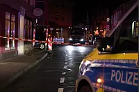Der Wagen fuhr ein ein Ladengesch&auml;ft auf der Westerbachstra&szlig;e in H&ouml;xter - &copy; Simone Kube