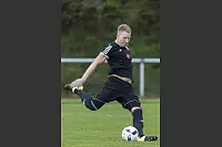 Im Lipperderby muss der RSV Barntrup eine bittere 0:1-Heimniederlage vor rund 200 Zuschauern gegen den Blomberger SV einstecken. - © Egon Penner