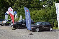 WAVE-TROPHY 2016 - Größte E-Automobilrallye tankt in Dörentrup auf.
Weltrekord mit den meisten zeitgleich aufgeladenen Elektrofahrzeugen mit erneuerbaren Energien geschafft. Viele verschiedene E-Fahrzeuge wurden präsentiert. - © Tanja Watermann