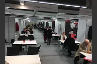 Das AgentsCenter ist das Triebwerk der Messe. - © Sven Koch
