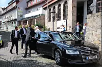Bundespräsident Frank-Walter Steinmeier kommt zum Sommerinterview in den Lippischen Hof in Bad Salzuflen. ZDF-Moderation Bettina Schausten führt das Interview, das für das Politmagazin "Berlin direkt" aufgezeichnet wurde. - © Heidi Stork