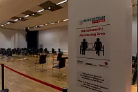 So sieht es im Impfzentrum Lippe aus. - © Jannik Stodiek