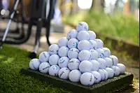 Impressionen vom ”SmileDay" 2023. Zum ersten Mal veranstaltete das Vitalzentrum Kühlmuss & Grabbe eine Art Hausmesse. Schauplatz war die Unternehmenszentrale an der Sylbeckestraße in Detmold. - © Nicole Ellerbrake