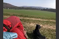 Pause mit Aussicht und Blick gen Siekholz - &copy; Silke Buhrmester