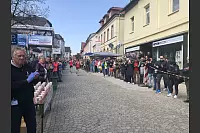 Elias Sansar läuft durch Oerlinghausen. - © Karolina Schmidt
