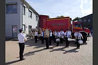Der Lippische Feuerwehrverband feiert sein 150-jähriges Bestehen mit einem großen Familientag im Feuerwehrausbildungszentrum Brake. Der Spielmannszug Lage unter Leitung von Stabführer Jan Wulfkühler sorgt für musikalische Unterhaltung. - © Thomas Krügler