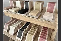 Die Naturseifen gibt es nicht nur mit verschiedenen D&uuml;ften, sondern auch f&uuml;r unterschiedliche K&ouml;rperpartien. - &copy; Nicole Sielermann