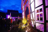 Der Museumsadvent im LWL-Freilichtmuseum Detmold erweist sich einmal mehr als Publikumsmagnet. - © Nicole Ellerbrake
