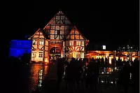 Der Museumsadvent im LWL-Freilichtmuseum Detmold erweist sich einmal mehr als Publikumsmagnet. - © Nicole Ellerbrake