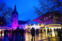 Bunte Lichter, viele Leckereien und schwungvolle Karusselfahrten - das ist die Andreasmesse 2025 - © Nicole Ellerbrake